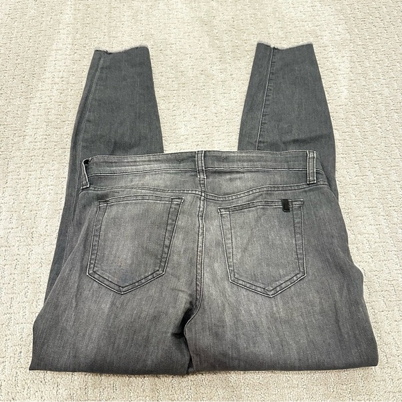 Joe’s Jeans Distressed Ankle Cropped Jeans in Gray - Size 29 - Picture 5 of 5